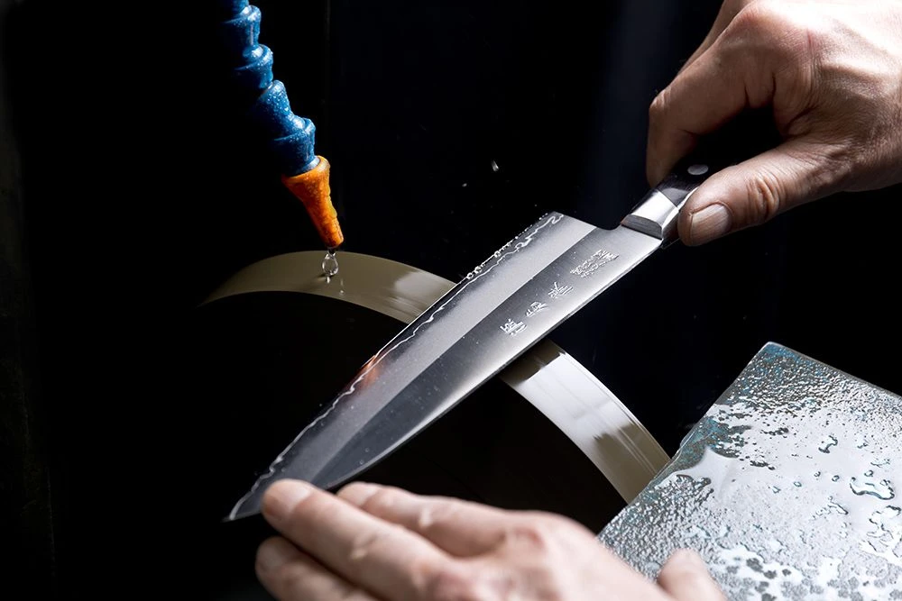 Minamoto Kotetsu 18cm Santoku By Yasuda Hamono (M100) - Image 10
